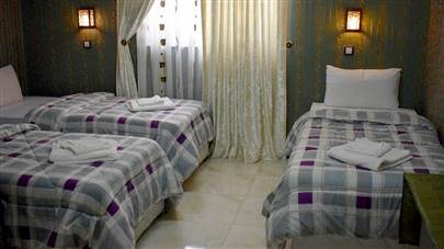 اتاق سه تخته هتل شاهان چابهار اتاق سه تخته هتل شاهان چابهار